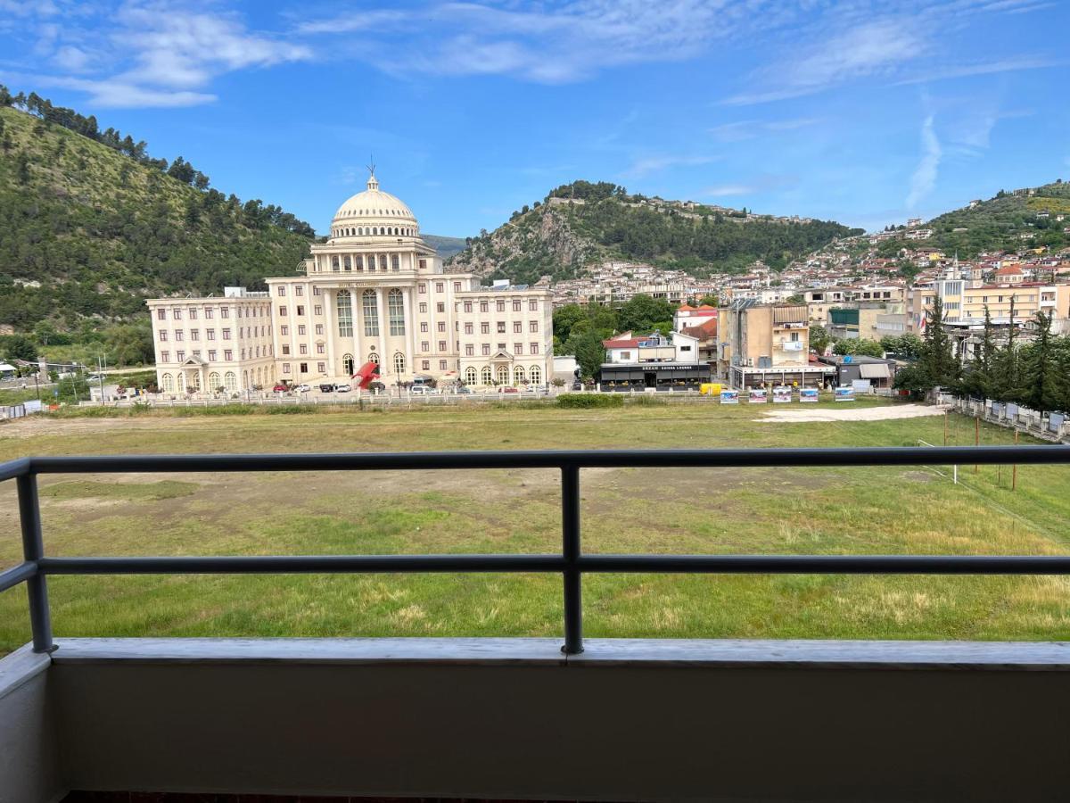 Entire Apartment Castle View Berat Esterno foto