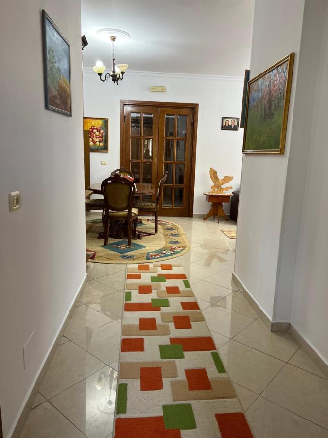 Entire Apartment Castle View Berat Esterno foto