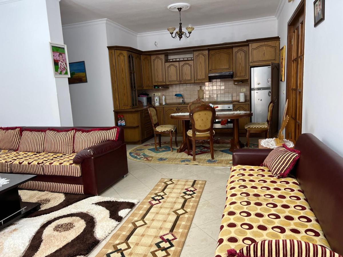 Entire Apartment Castle View Berat Esterno foto